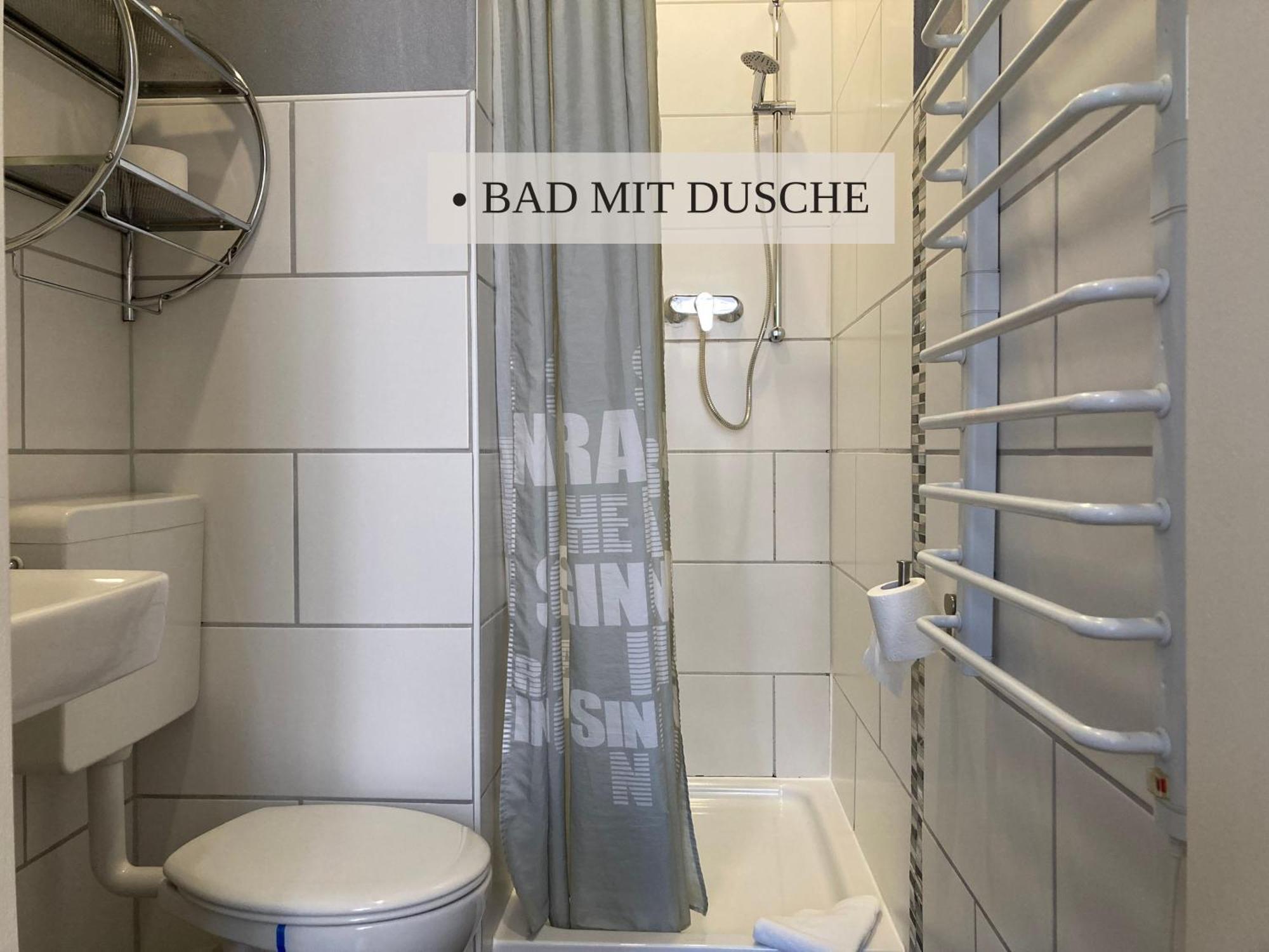 Haus Krabbe Zimmer Ohne Kueche, Fuer 1-2 Personen, Doppelbett, Zentral Gelegen Zwischen Cuxhaven Und Bremerhaven, Hunde Kostenfrei Willkommen, Kostenfreier Parkplatz เวรเมิน ภายนอก รูปภาพ